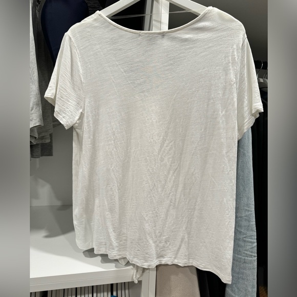 Sanctuary size large button front tie fromt short sleeved shirt - Picture 4 of 4